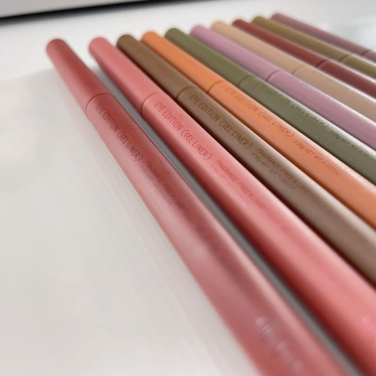 エテュセ ラスティング ジェルライナー 10 ピスタチオキャメル/ettusais/ジェルアイライナーを使ったクチコミ（2枚目）