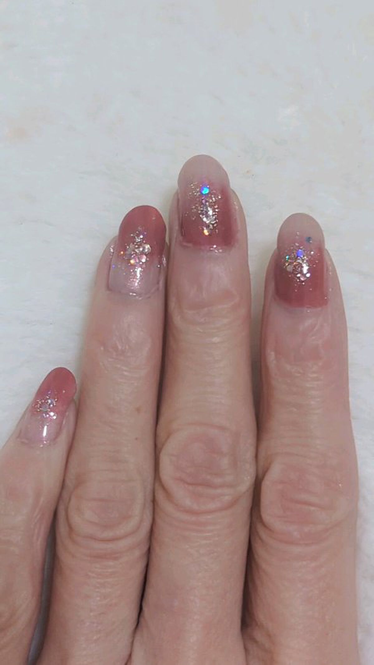 グリッタリーネイル/パラドゥ/マニキュアの人気ショート動画