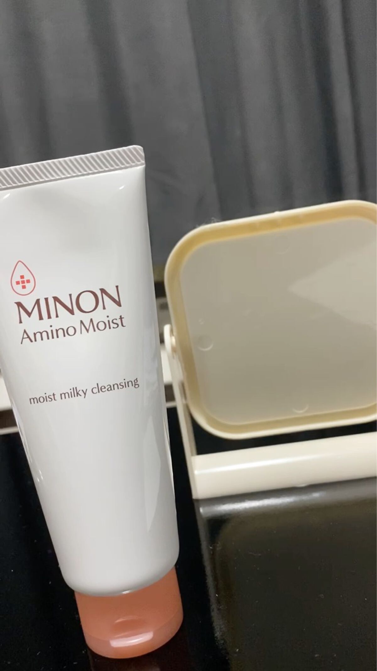 ラスティンファインSフェルトリキッド/デジャヴュ/リキッドアイライナーの動画クチコミ1つ目