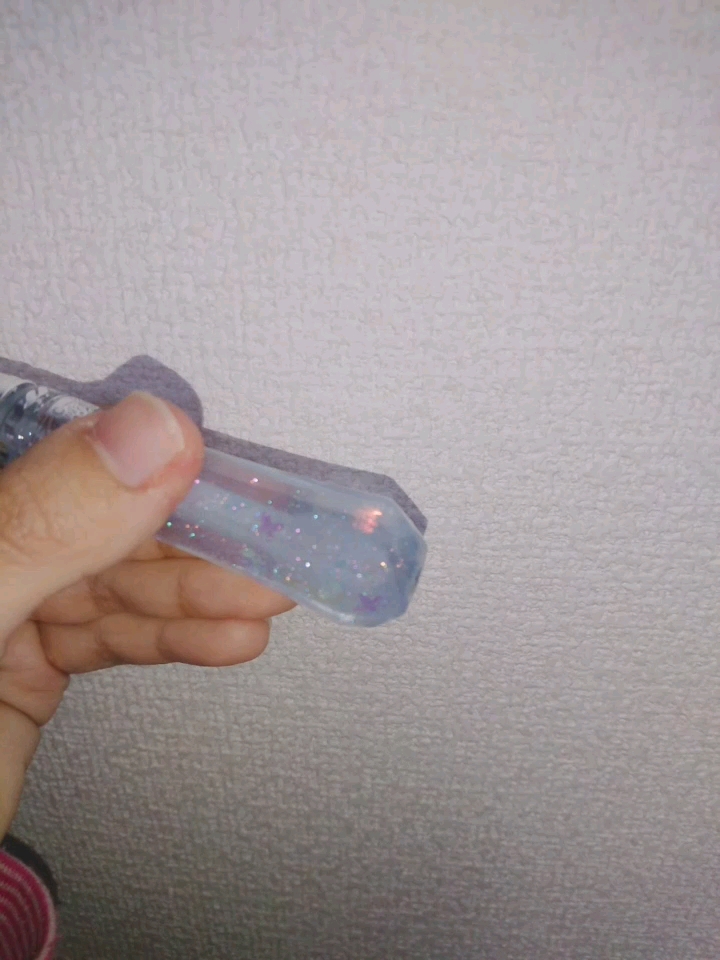 サムシングピュアブルー シマリング リップエッセンス/JILL STUART/リップケアを使ったクチコミ（3枚目）