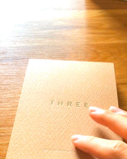 グローフリーダムパレットライジング/THREE/クリームハイライトを使ったクチコミ(2枚目)