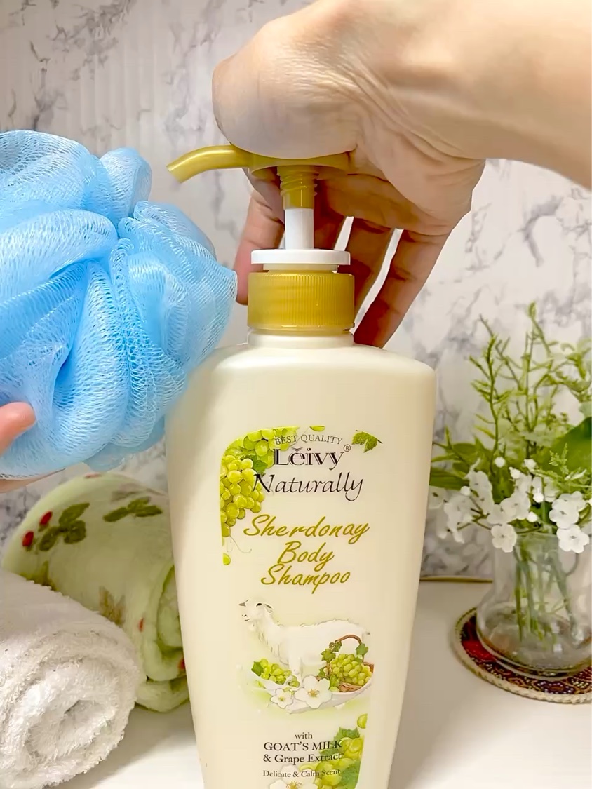 レイヴィー　ボディシャンプーシャルドネジャスミン　/Leivy/ボディソープを使ったクチコミ（3枚目）