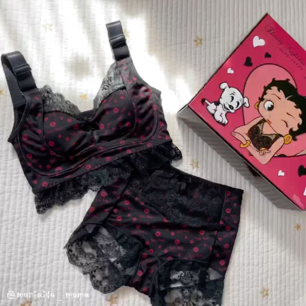 エアリーナイトブラ ベティーコラボ/エアリーナイトブラ/ナイトブラを使ったクチコミ（3枚目）