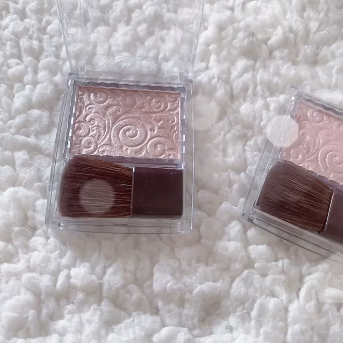 パールグロウハイライト/CEZANNE/パウダーハイライトを使ったクチコミ（2枚目）