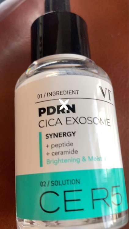 PDRNエッセンス100/VT/美容液を使ったクチコミ（1枚目）