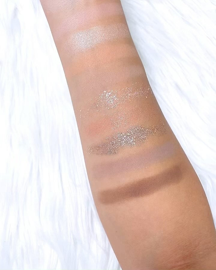 アイモーメント10色パレット 8g/THE FACE SHOP/アイシャドウパレットの動画クチコミ4つ目