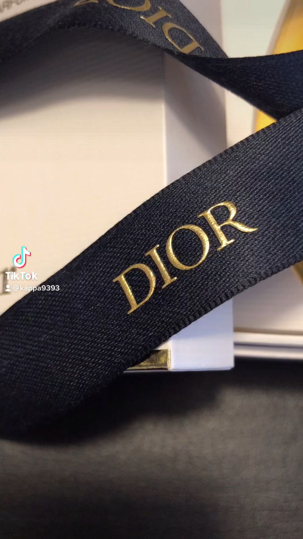 ジャドール ロー/Dior/香水(レディース)の動画クチコミ1つ目