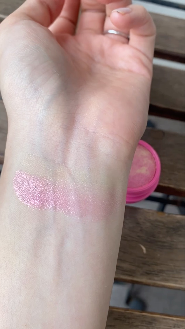  スーパーショックシャドウ/ColourPop/単色アイシャドウの動画クチコミ3つ目