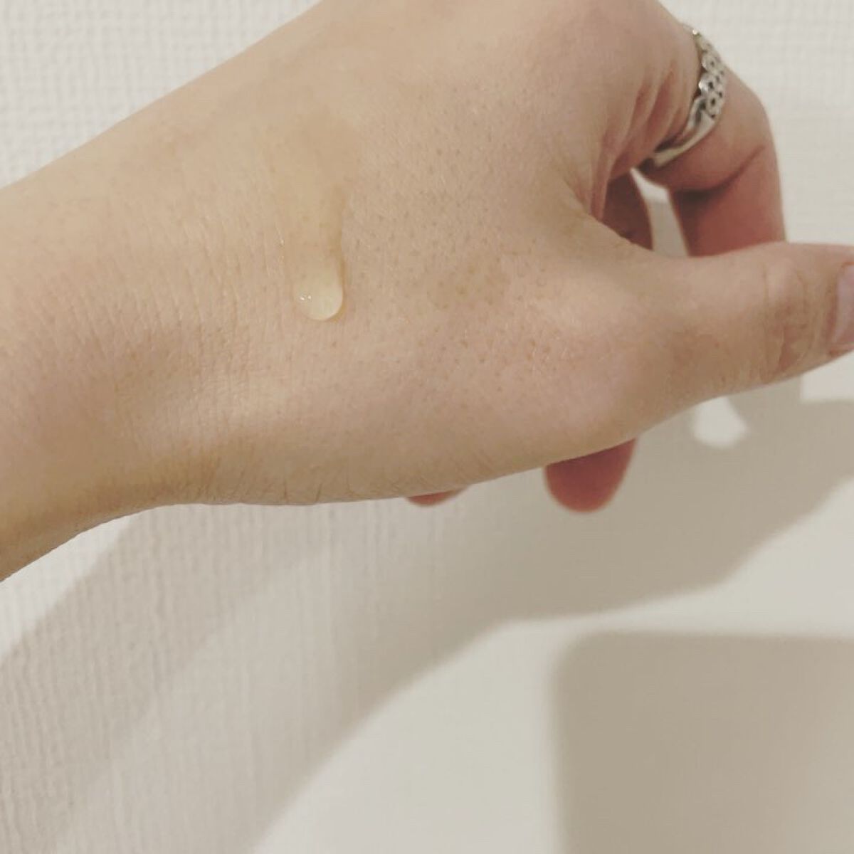 イデベノンマルチペプチドリフティングトナー/Bonajour/化粧水の動画クチコミ1つ目