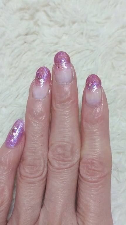 ネイルホリック Glamour Glitter/ネイルホリック/マニキュアの人気ショート動画