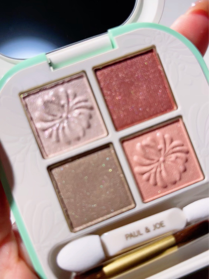 ポール ＆ ジョー アイデザイン パレット/PAUL & JOE BEAUTE/アイシャドウパレットの動画クチコミ2つ目