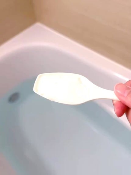 入浴剤/umiral/無機塩系入浴剤の動画クチコミ4つ目