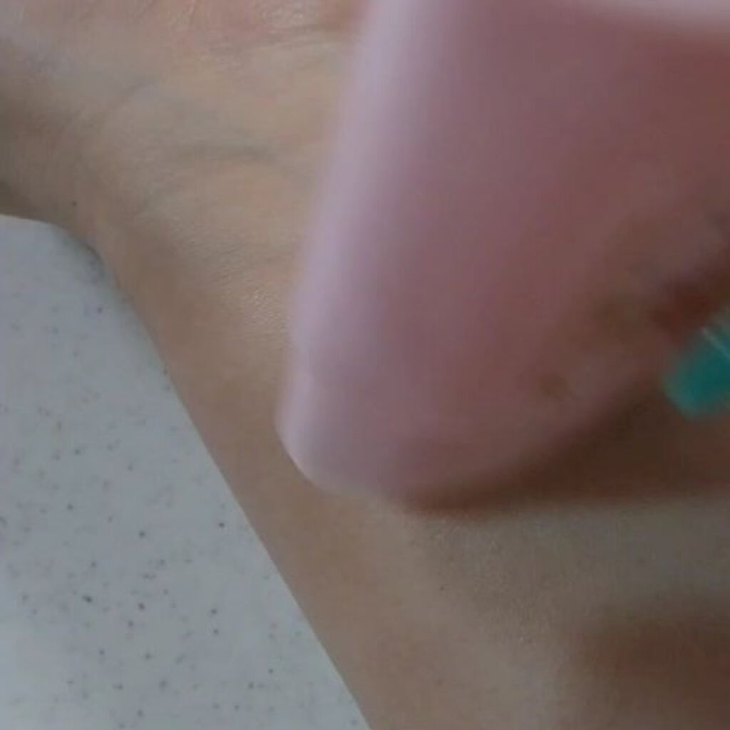 トーンアップUVスティック/AGARISM/日焼け止めスティックの動画クチコミ4つ目