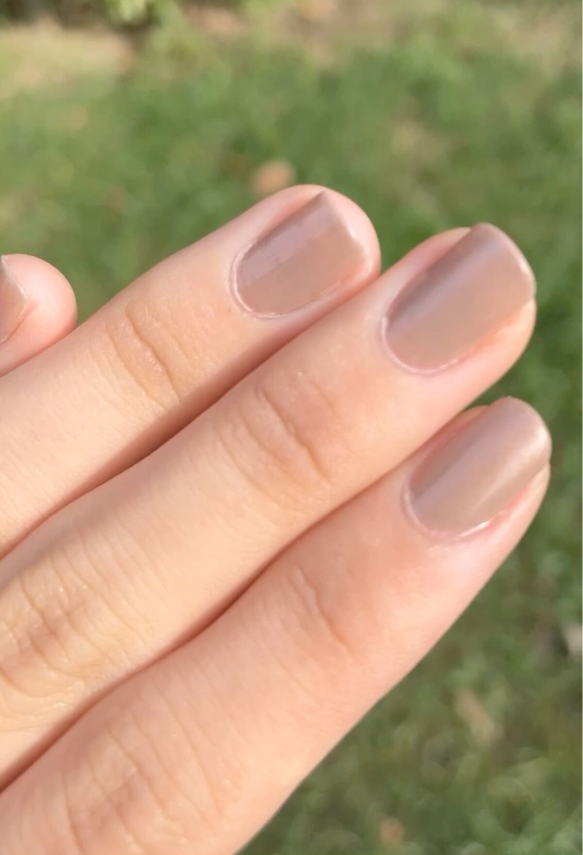 カラフルネイルズ/キャンメイク/マニキュアの動画クチコミ3つ目