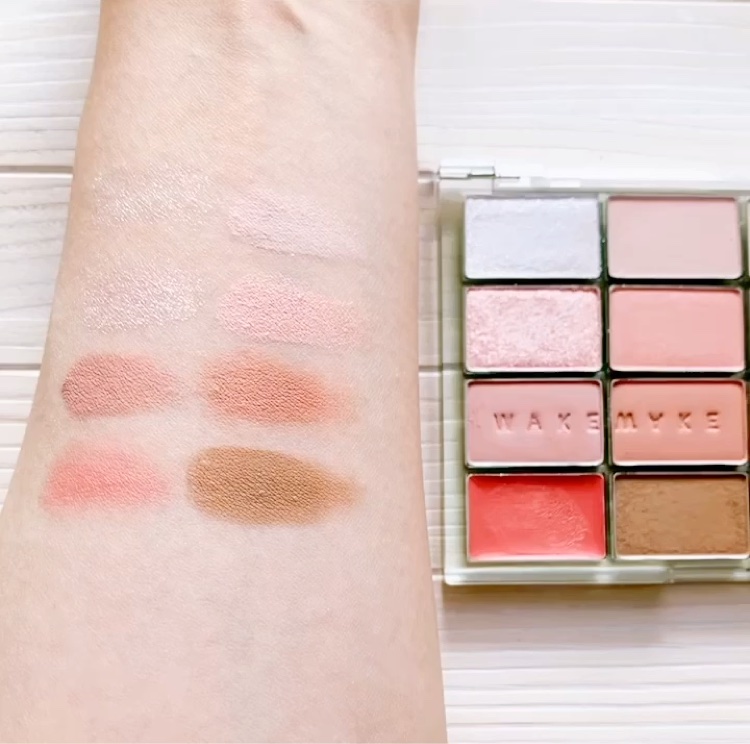 ソフトブラーリングアイパレット/wakemake/アイシャドウパレットを使ったクチコミ（1枚目）