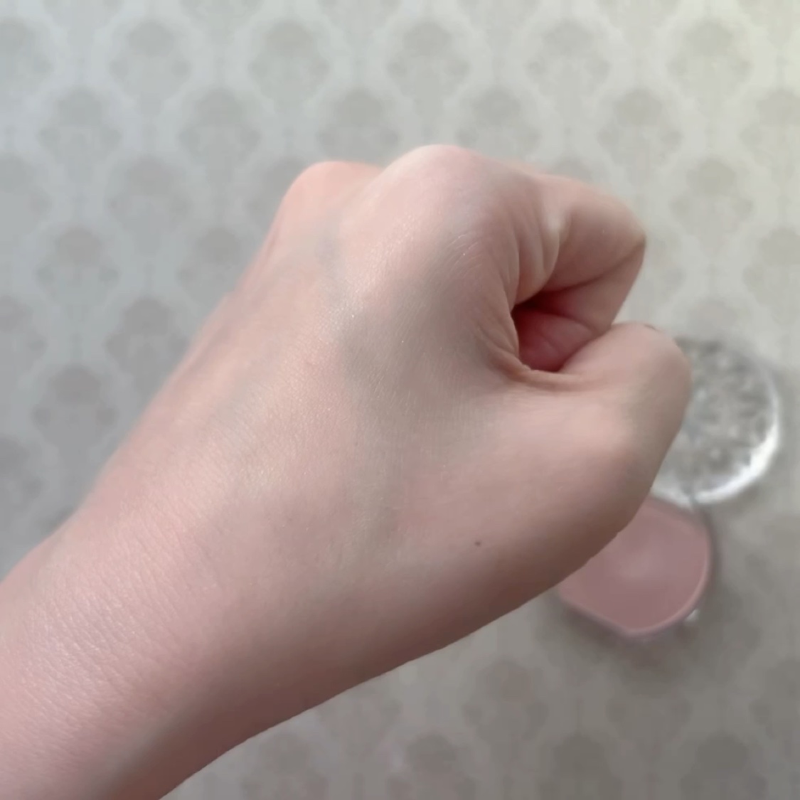 むにゅっとハイライター/キャンメイク/クリームハイライトを使ったクチコミ（2枚目）