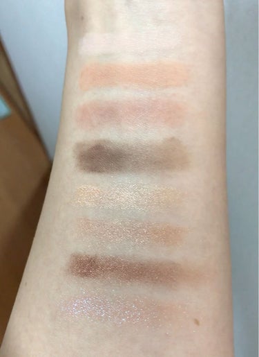 EyeShadow Palette Petit PRO/VISEART/アイシャドウパレットの動画クチコミ1つ目