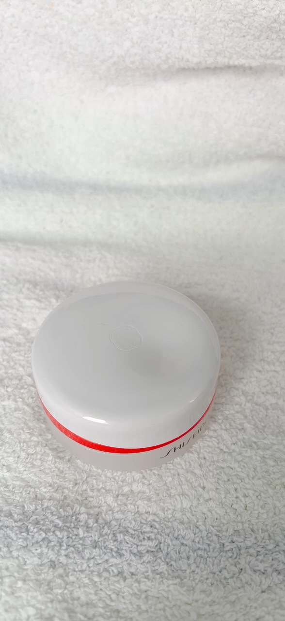 SHISEIDO エッセンス スキンセッティング パウダー/SHISEIDO/ルースパウダーを使ったクチコミ（1枚目）