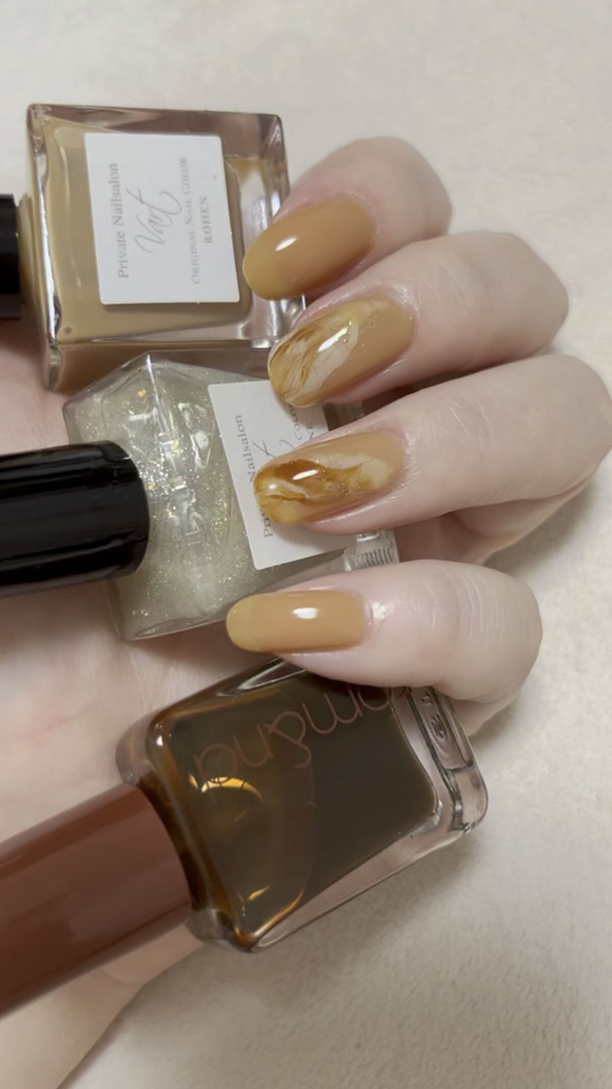 ヴェイル オリジナルネイルカラー/Vart/マニキュアを使ったクチコミ（1枚目）