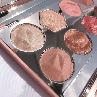 プリズム エアー アイ パレット/CLIO/アイシャドウパレットを使ったクチコミ（3枚目）