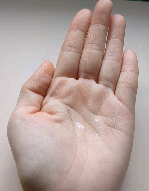 エイジングケアローション モイスト/NEMOHAMO/化粧水の動画クチコミ1つ目