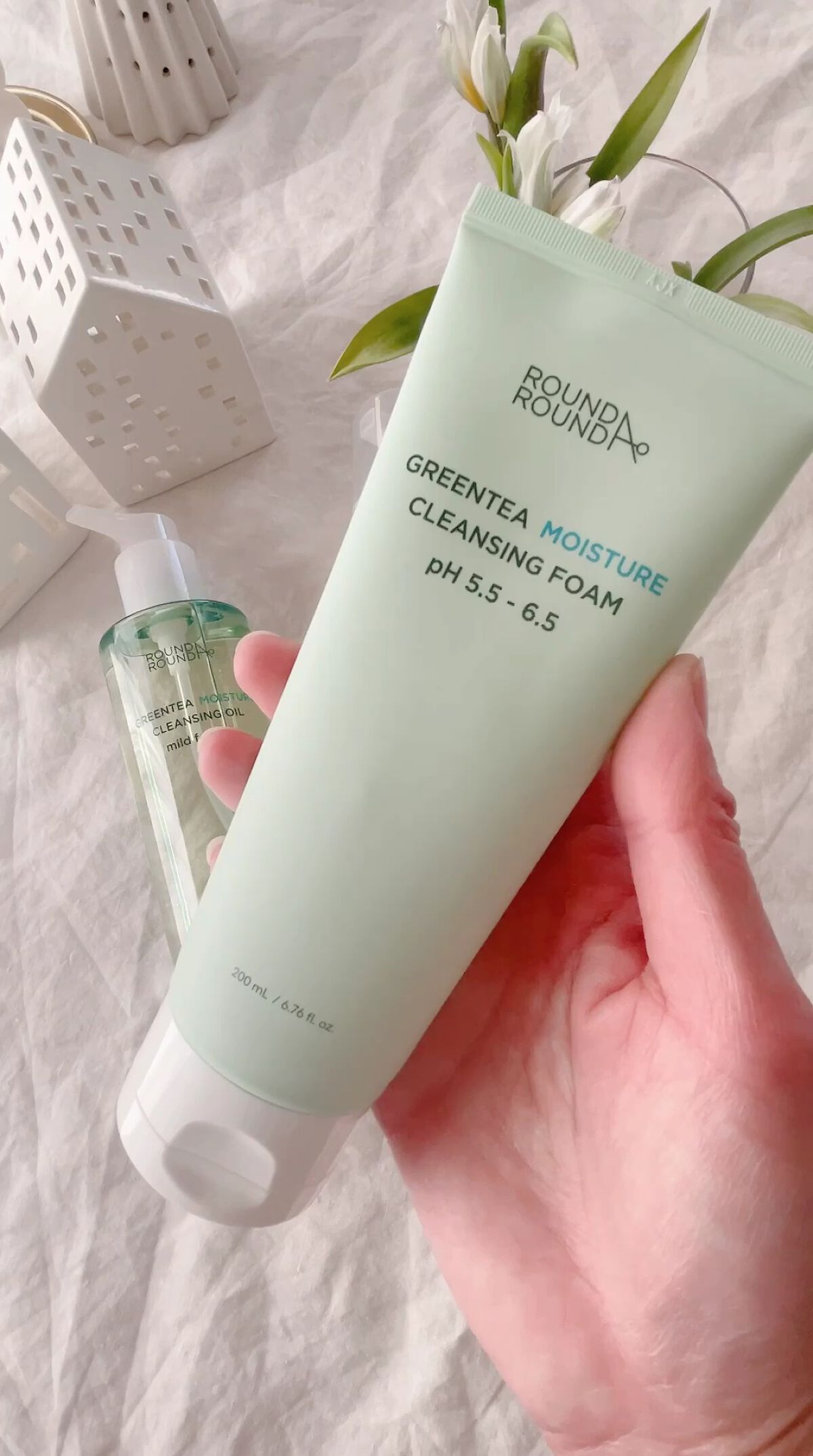 グリーンティー モイスチャークレンジングフォーム/ラウンドアラウンド/洗顔フォームの人気ショート動画