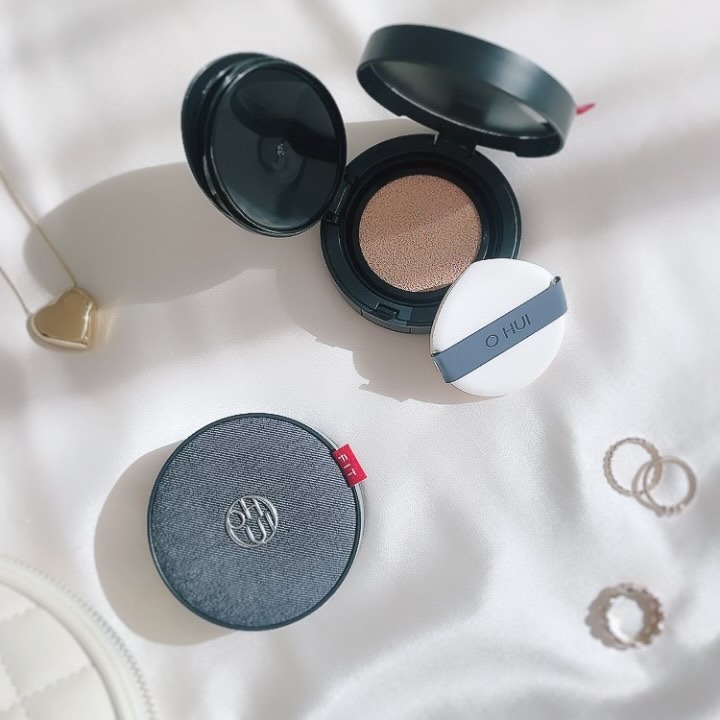 アルティメットフィット ロングウェアデニムクッション/OHUI/クッションファンデーションを使ったクチコミ（2枚目）