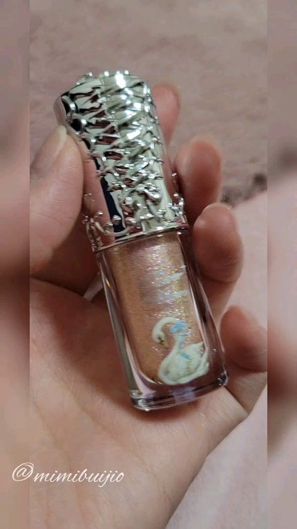 フラワーノーズ スワンバレエシリーズ リキッドアイシャドウ/FlowerKnows/リキッドアイシャドウの人気ショート動画