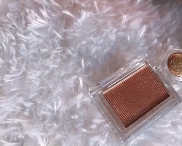 シャドーカスタマイズ/MAJOLICA MAJORCA/単色アイシャドウを使ったクチコミ（3枚目）