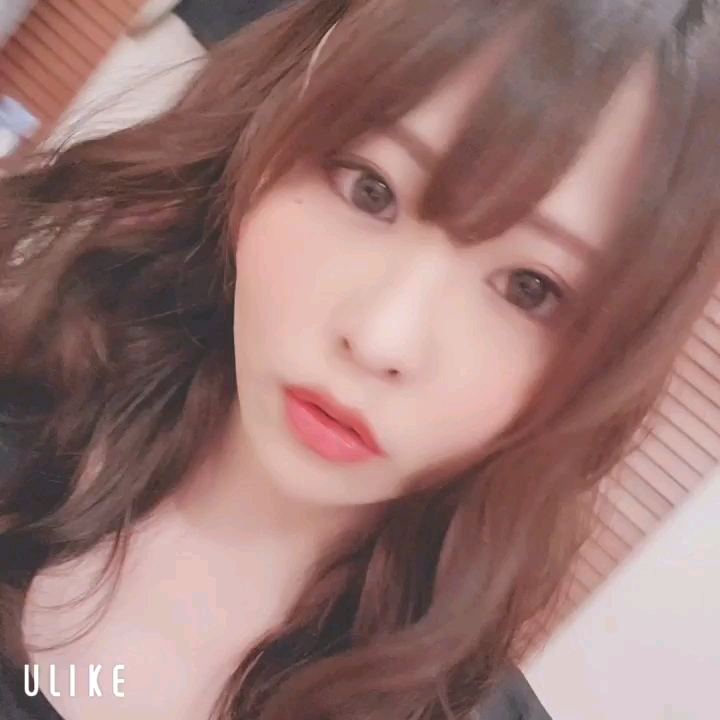 ミラーチタニウム カールヘアアイロン 32mmSLM732/SALONMOON/カールアイロンの動画クチコミ3つ目