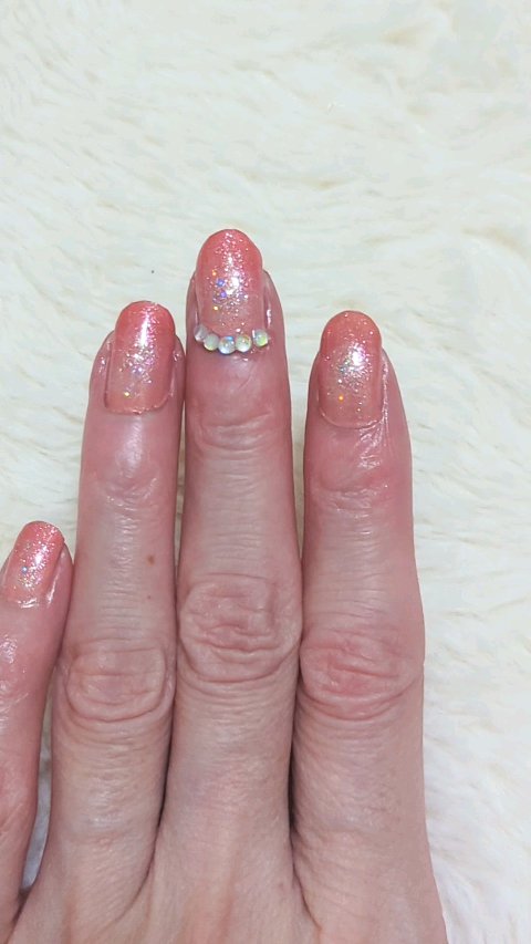 グリッタリーネイル/パラドゥ/マニキュアの人気ショート動画