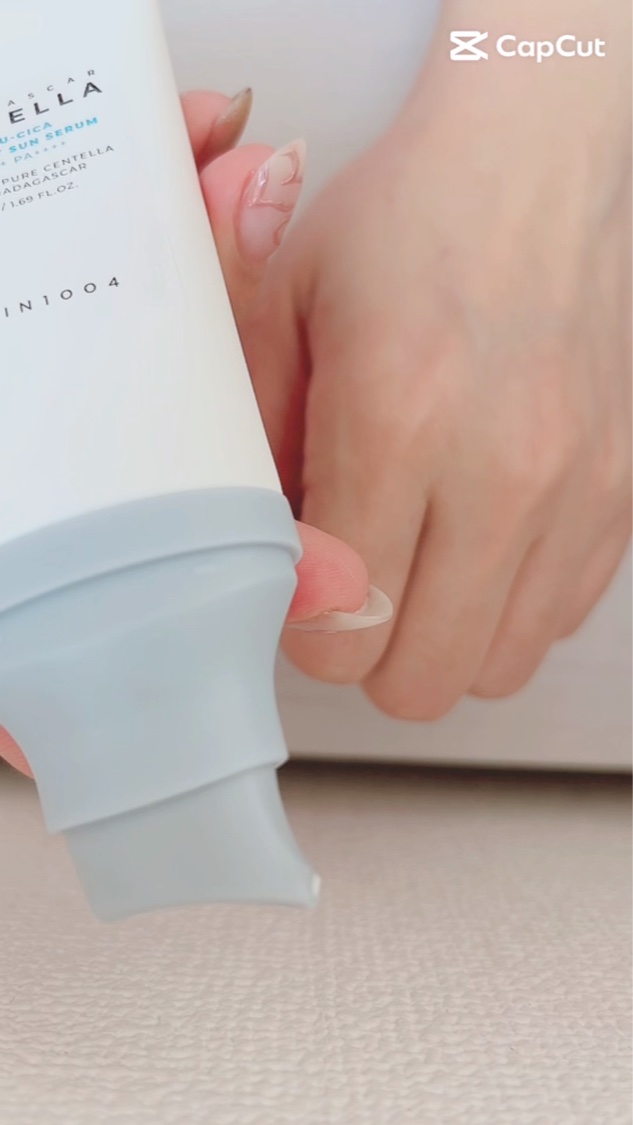 ヒアルーシカ ウォーターフィット サンセラム/SKIN1004/日焼け止めローションを使ったクチコミ（2枚目）