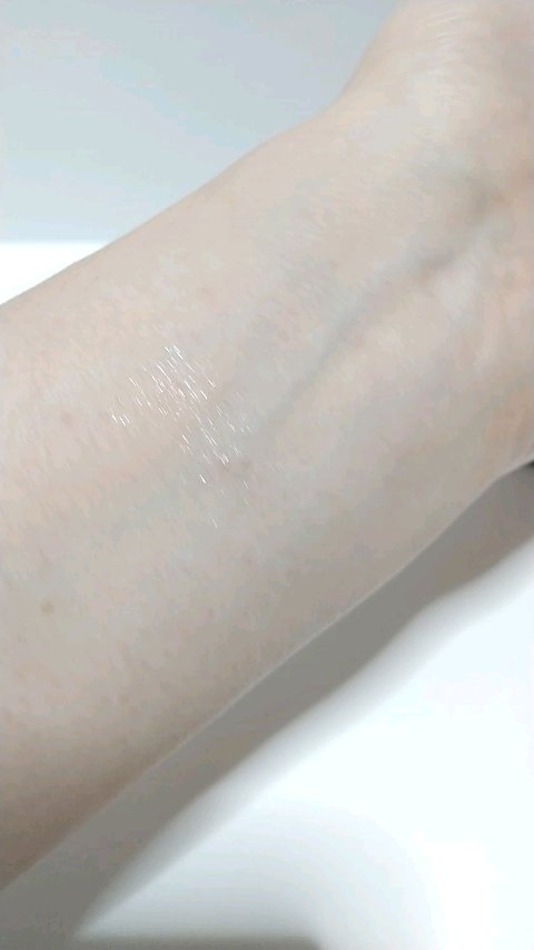  シアー グリッターアイズ/KiSS/単色アイシャドウの動画クチコミ3つ目