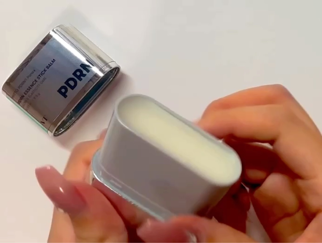 PDRN エッセンススティックバーム/VT/フェイスバームの動画クチコミ2つ目