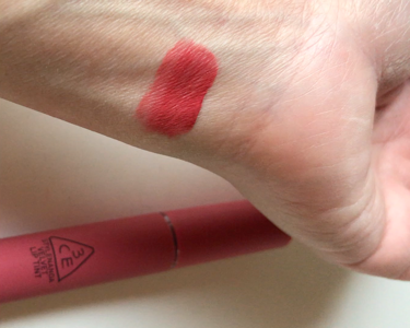 3CE VELVET LIP TINT/3CE/口紅を使ったクチコミ（2枚目）