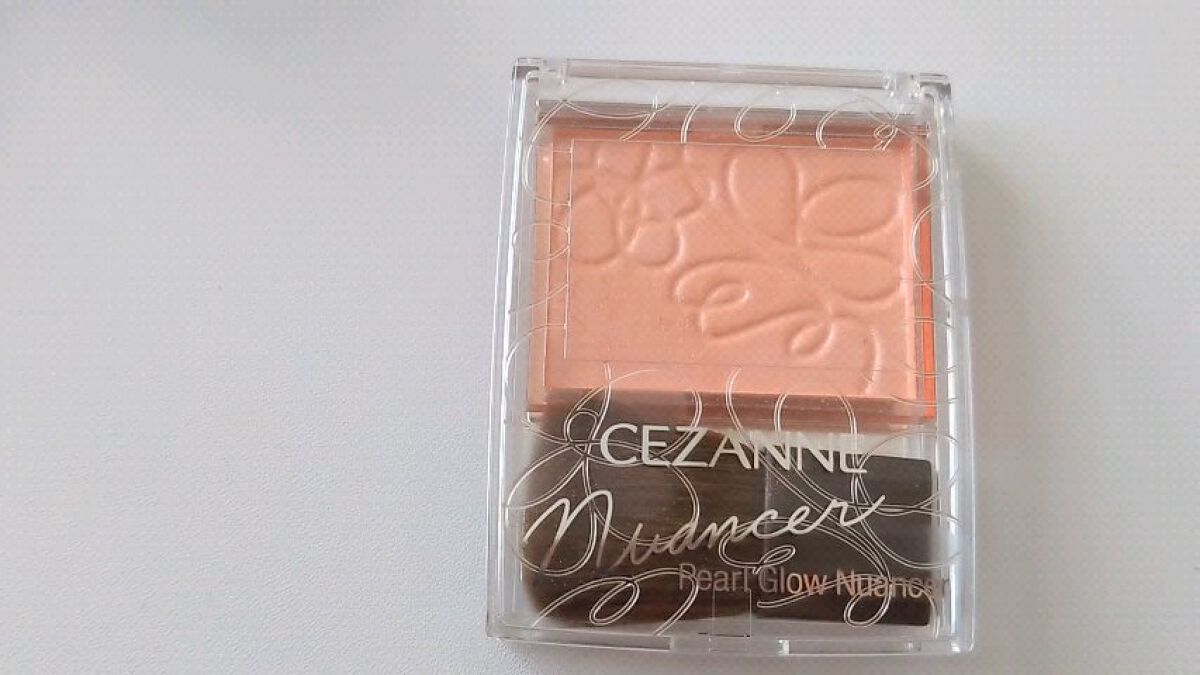 パールグロウニュアンサー/CEZANNE/パウダーハイライトの人気ショート動画