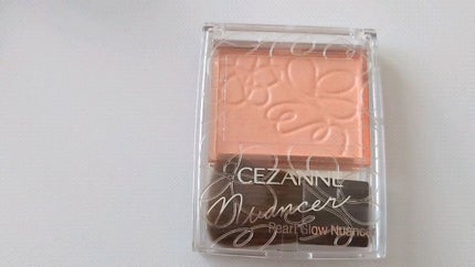 パールグロウニュアンサー/CEZANNE/パウダーハイライトの人気ショート動画