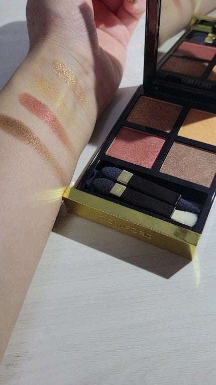 アイ カラー クォード/TOM FORD BEAUTY/アイシャドウパレットの人気ショート動画