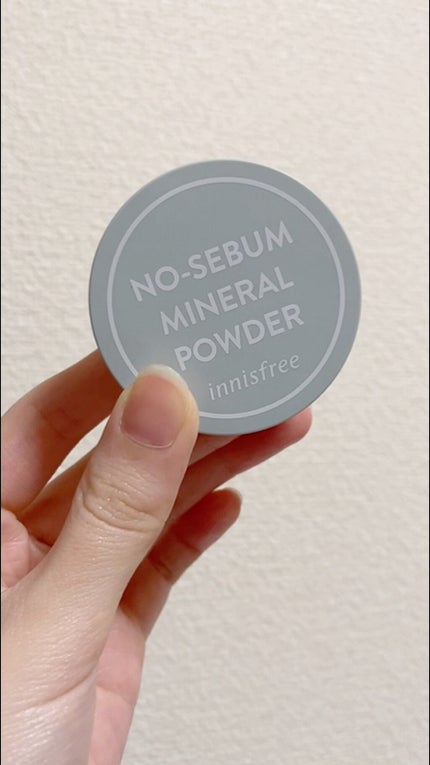 ノーセバム ミネラルパウダー N/innisfree/ルースパウダーの人気ショート動画