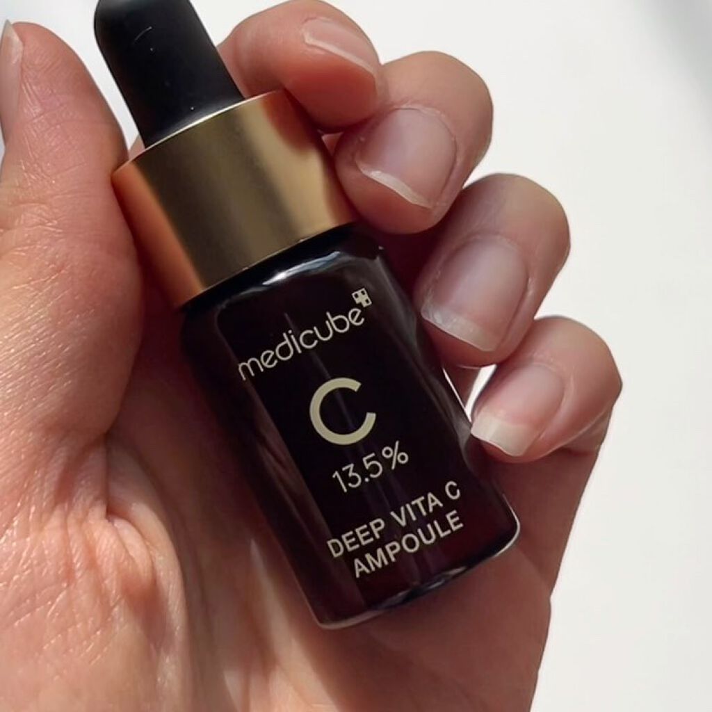 ディープビタCアンプル/MEDICUBE/美容液を使ったクチコミ（3枚目）