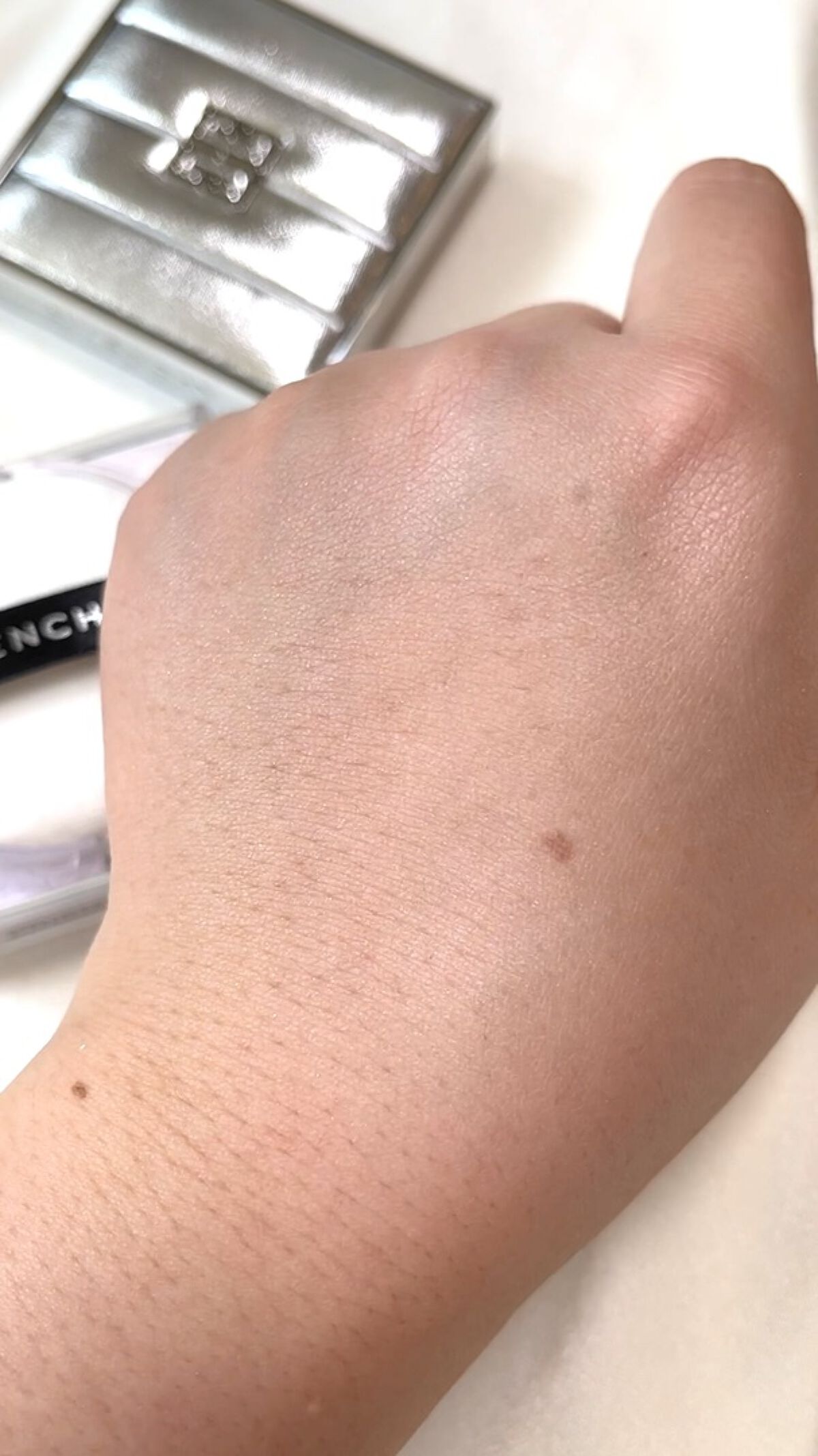 サイズ交換ＯＫ】【サイズ交換ＯＫ】GIVENCHY プリズムリーブル 2022