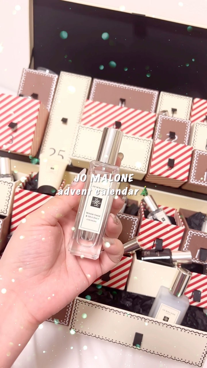 Jo MALONE LONDON アドベント カレンダーのクチコミ「今年もこの季節が来た🎄💝

2023年のクリスマスのテーマは
「ジンジャーブレッドランド」🍪☃.....」（1枚目）