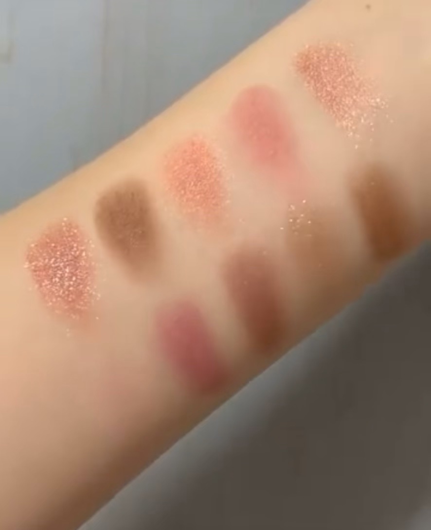 プレイカラー アイシャドウ/ETUDE/アイシャドウパレットの人気ショート動画