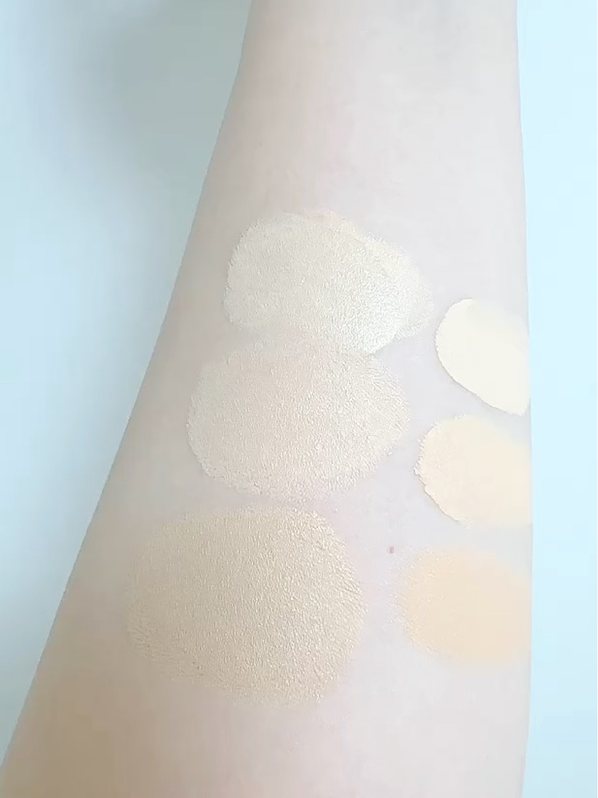 プベルグロウクッション ミニ/EITHER＆/クッションファンデーションの動画クチコミ3つ目