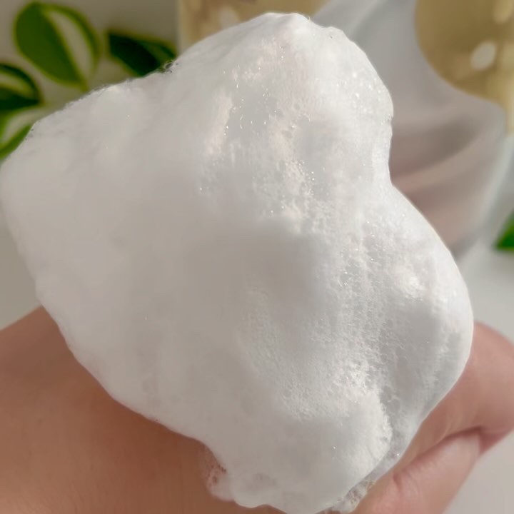 バウンシア ボディソープ プレミアムモイスト＜しっとりタイプ＞/Bouncia/ボディソープを使ったクチコミ（3枚目）