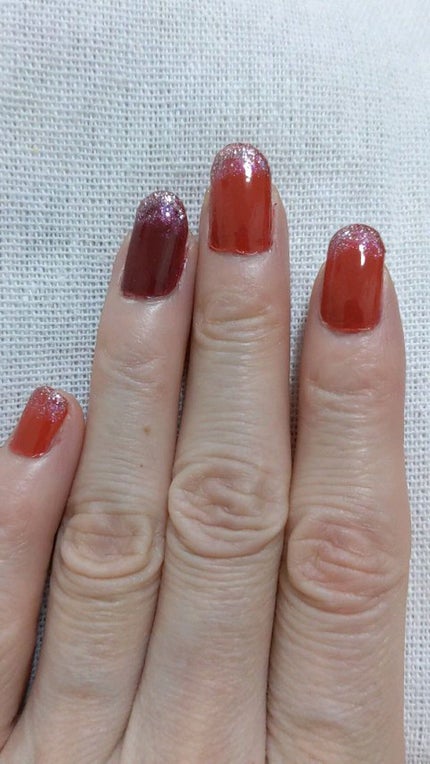 カラフルネイルズ/キャンメイク/マニキュアの人気ショート動画