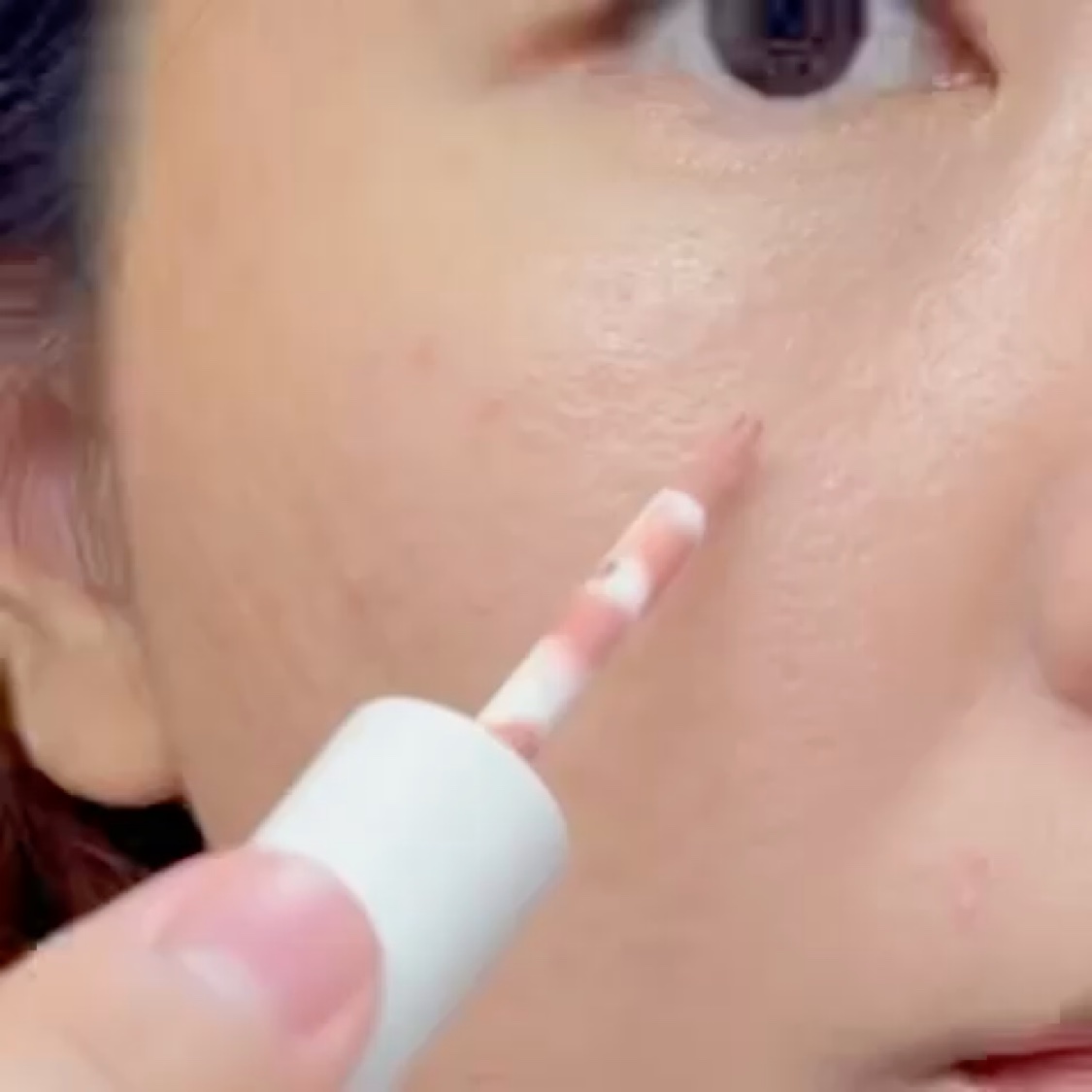 nake 全べチーク/nake/リキッドチークの動画クチコミ1つ目