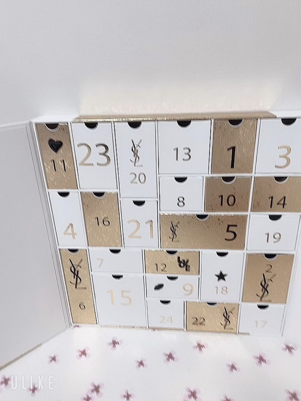 ノエル アドベント カレンダー / YVES SAINT LAURENT BEAUTEの口コミ