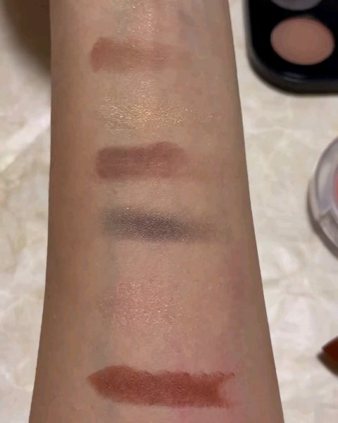 コネクト イン カラー アイシャドウ パレット × 6/M・A・C/アイシャドウパレットを使ったクチコミ（3枚目）