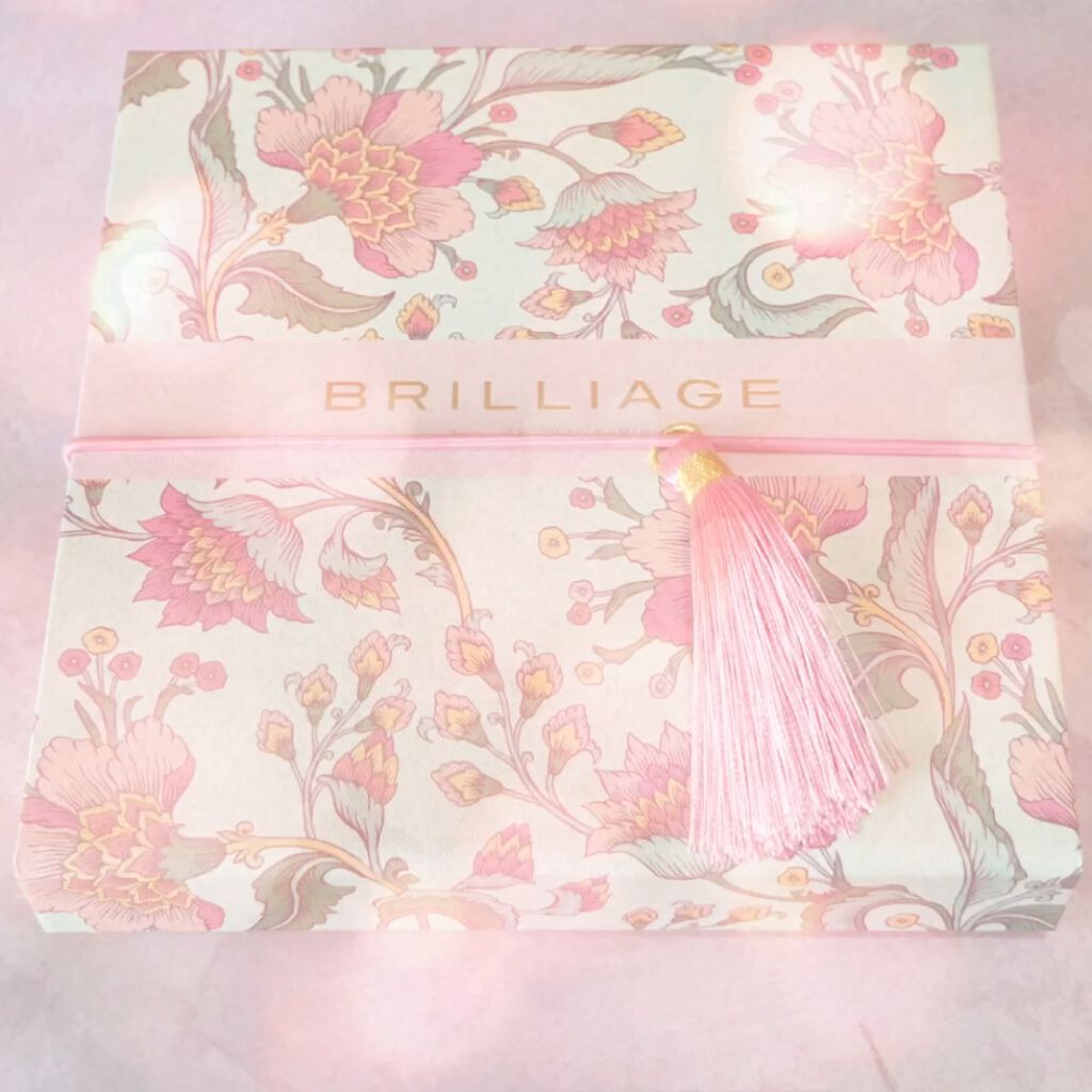 カラーコレクション 2021S/S/ブリリアージュ/メイクアップキットの動画クチコミ1つ目